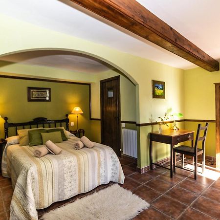 El Querol Vell Hotel Borreda Luaran gambar