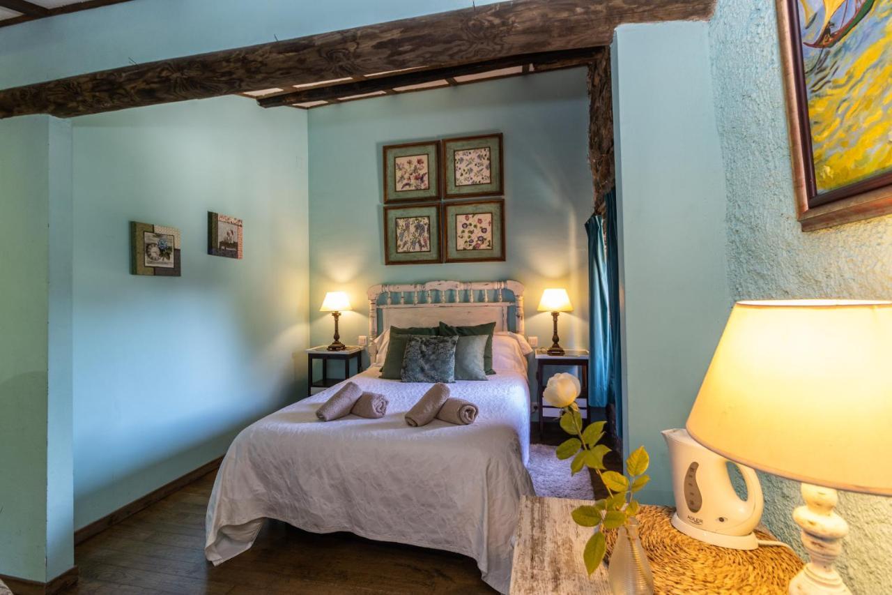 El Querol Vell Hotel Borreda Luaran gambar