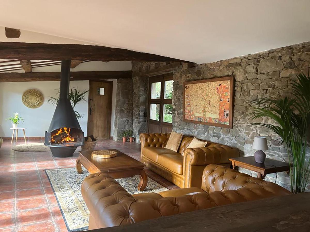 El Querol Vell Hotel Borreda Luaran gambar
