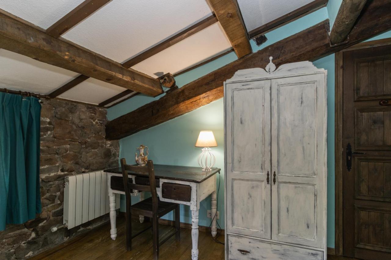 El Querol Vell Hotel Borreda Luaran gambar