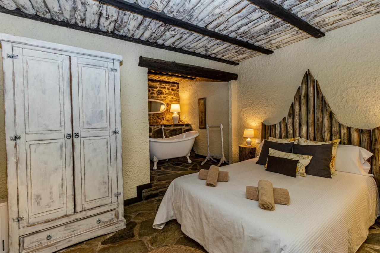 El Querol Vell Hotel Borreda Luaran gambar