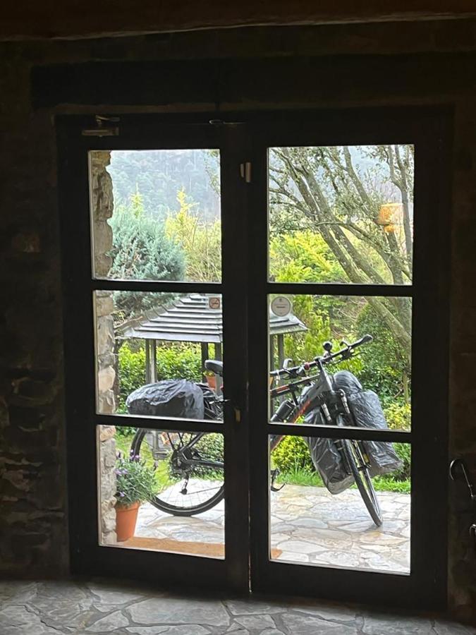 El Querol Vell Hotel Borreda Luaran gambar
