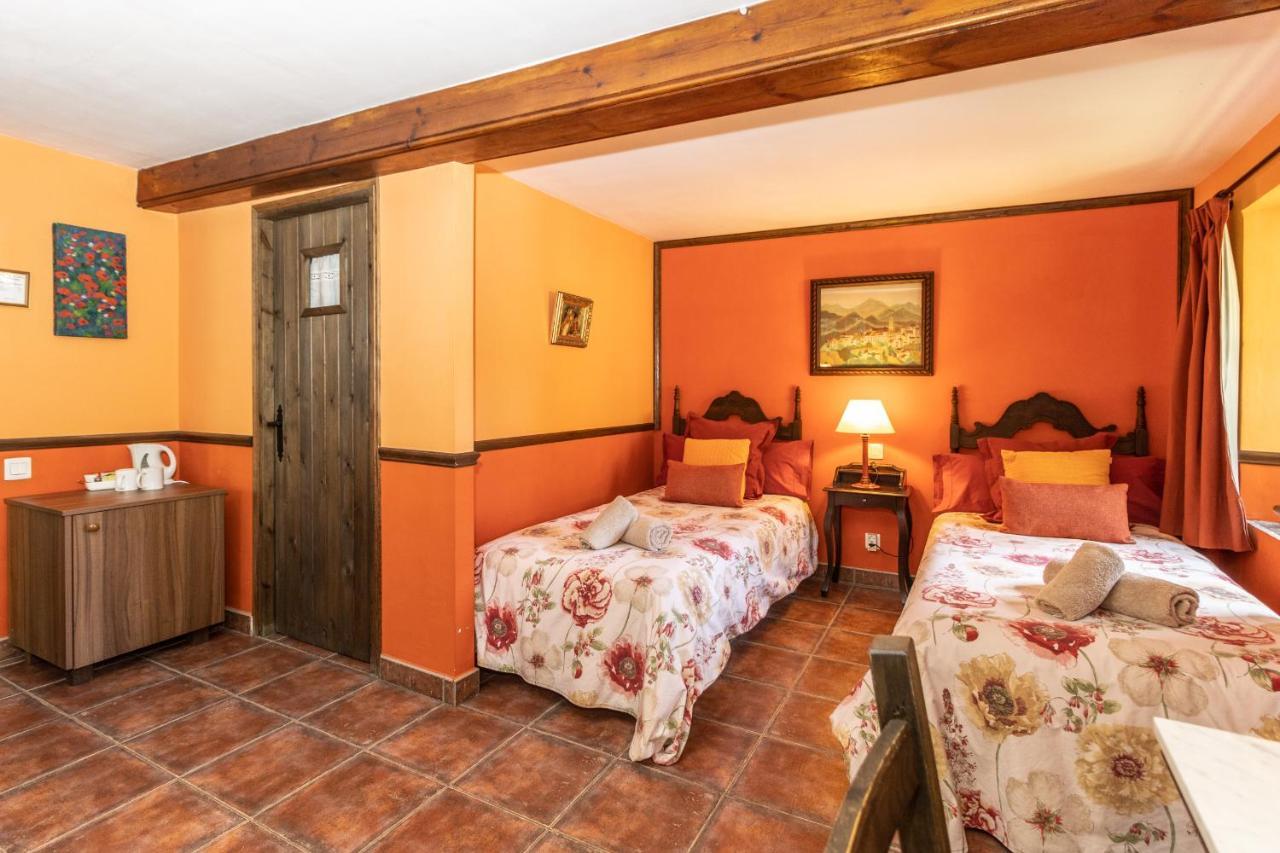 El Querol Vell Hotel Borreda Luaran gambar